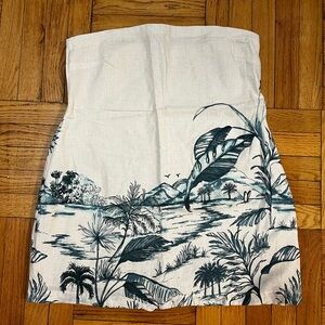 Abercrombie & Fitch Scarlett Strapless Linen-Blend Skort in Blue Print